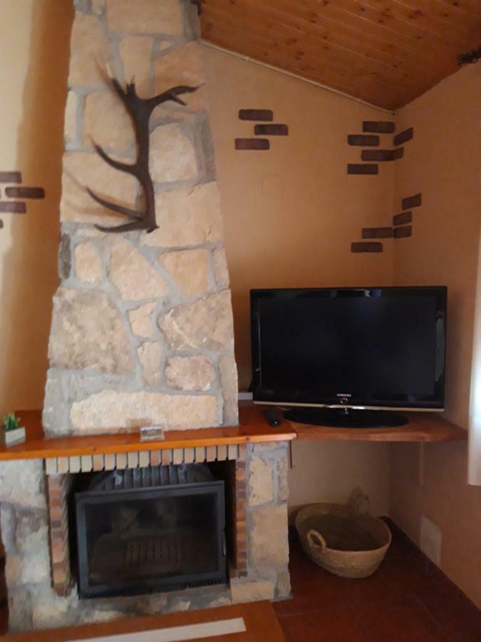 Casa Rural Gredos San Martin de la Vega del Alberche ภายนอก รูปภาพ
